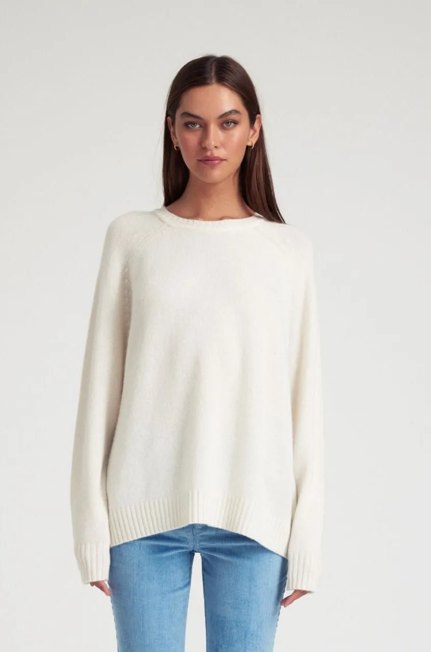 Chalk Cashmere Loose Gauge Crewneck