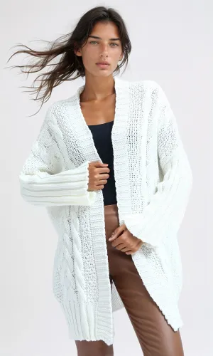 O192841 Long Sleeves Winter Knitted Cardigan - White